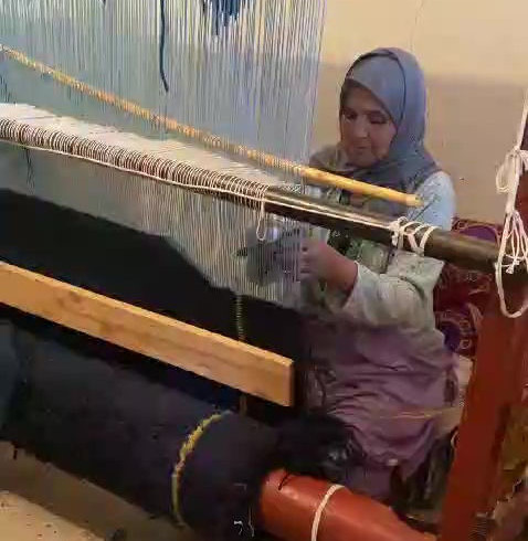 ;Moroccan weaver from Cooperative BIBI